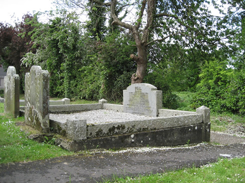 Oakman of Darraghmore grave